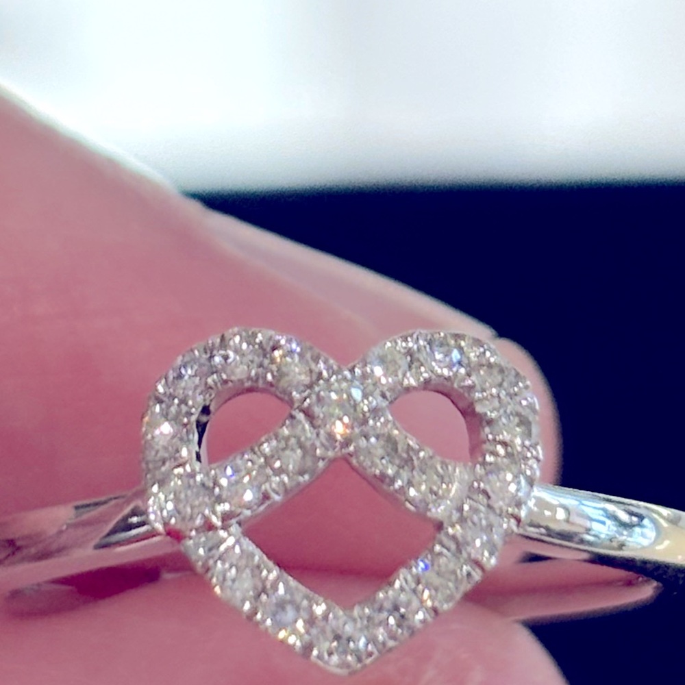 Genuine Diamond Heart & 14K Ring Size 6.5